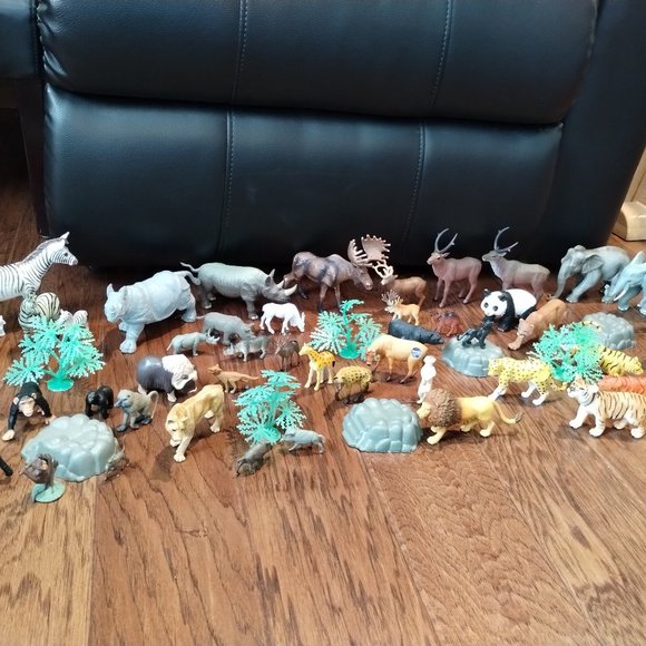 Zoo Animals Set - Picture 1 of 6